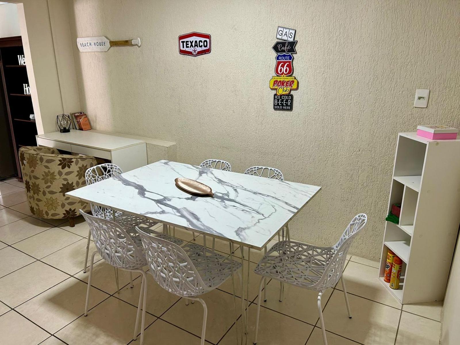 Casa De Praia Top! Beto Carrero, 500M Do Parque, Com Piscina E Sinuca, 1 Suite E 2 Quartos, 3Bwc, A 300M Da Praia, Churrasqueira E Estacionamento Privado Penha  Bagian luar foto